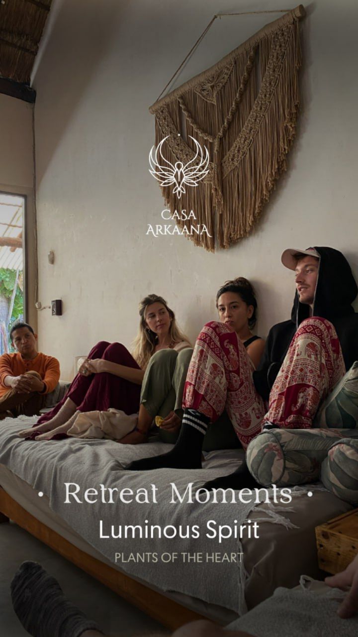 Retreat guests at Casa Arkaana